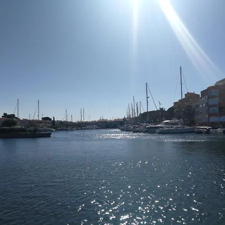 Cap Confort אגדה